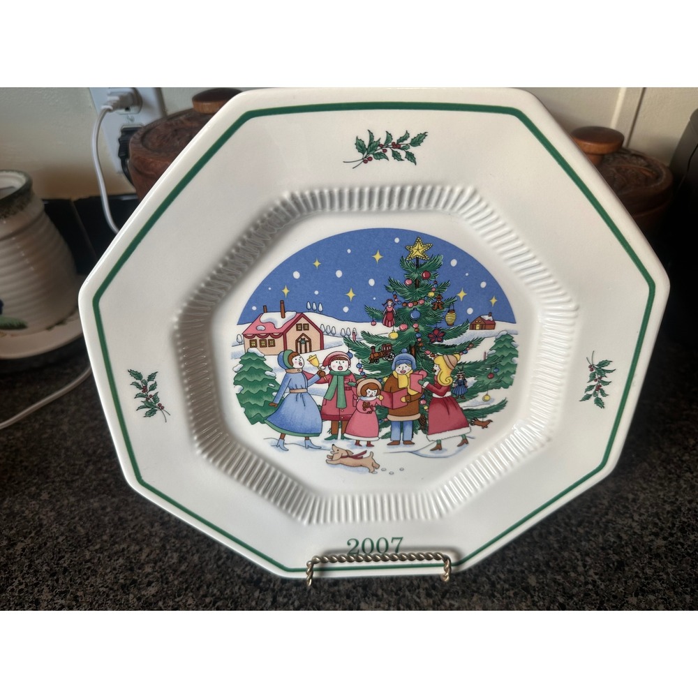 Nikko Christmastime 2007 Christmas Spirit Collector Plate 15th Edition Japan
